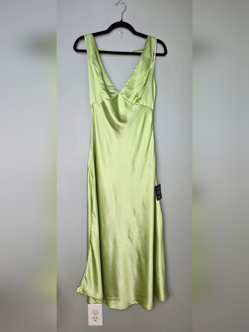 Lulus Incredible Love Lime Green Satin Cowl Back Midi Slip Dress, Medium, NWT! - Picture 4 of 15